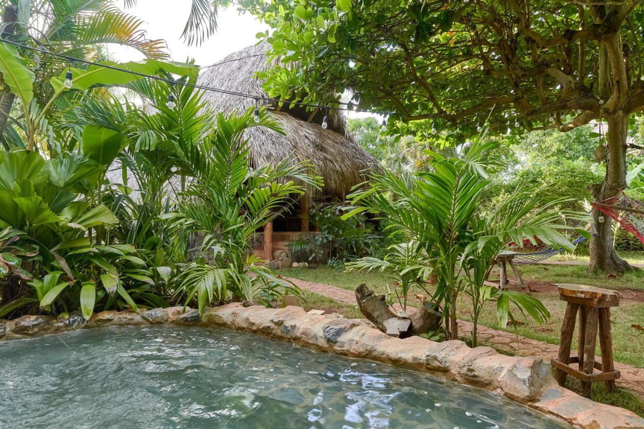 לאס גלראס Chalet Tropical Hotel & Restaurant-Pizzeria מראה חיצוני תמונה
