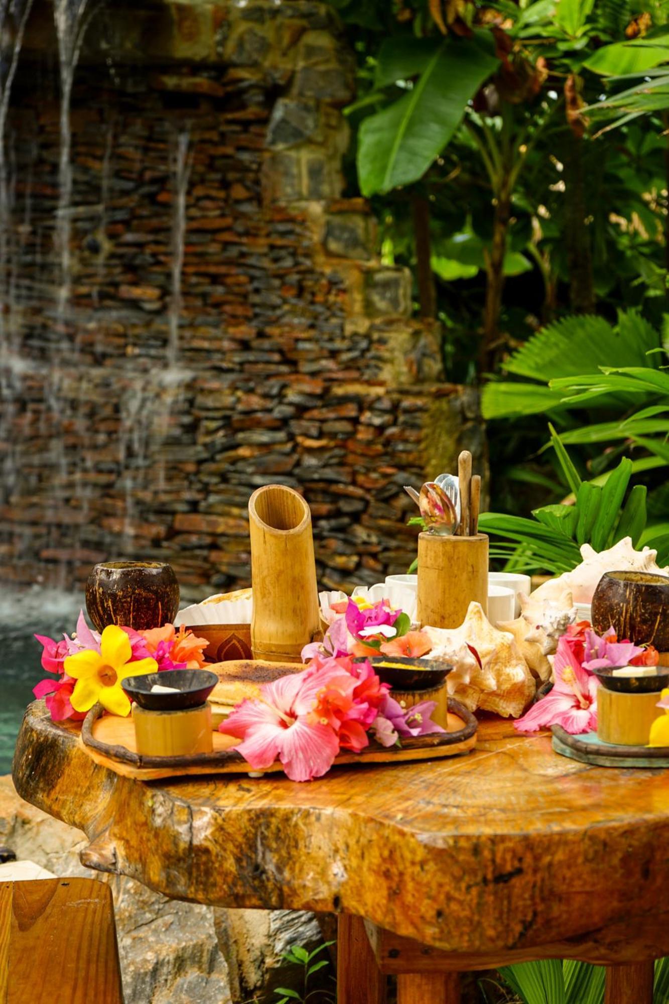 לאס גלראס Chalet Tropical Hotel & Restaurant-Pizzeria מראה חיצוני תמונה